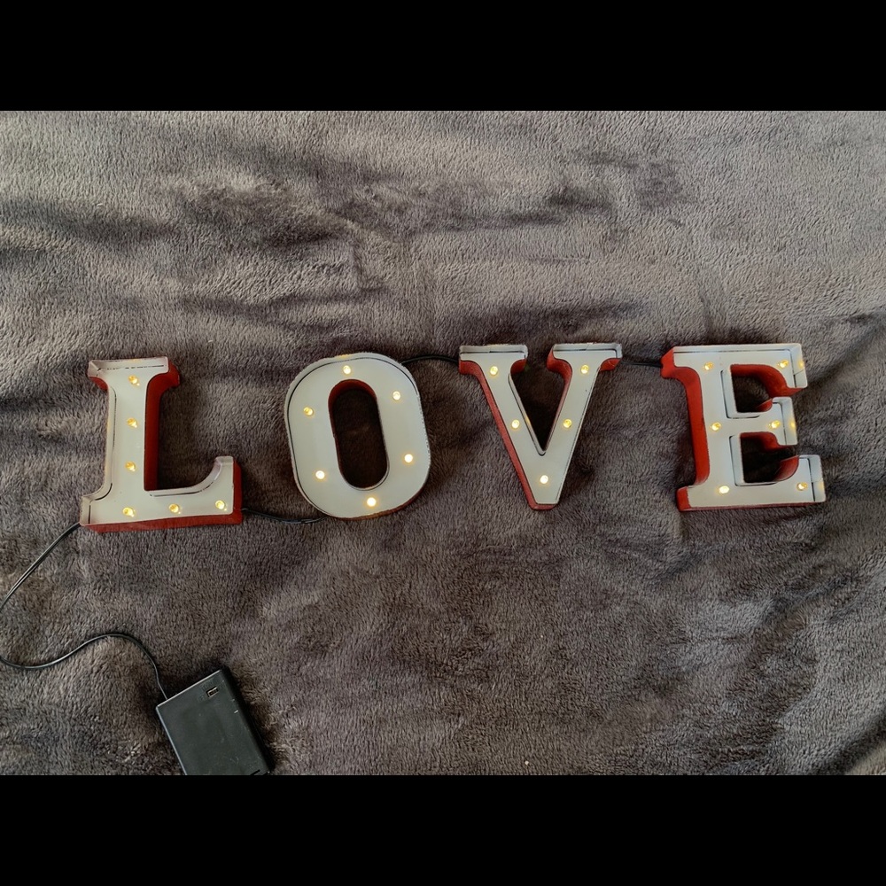 LOVE light up letters